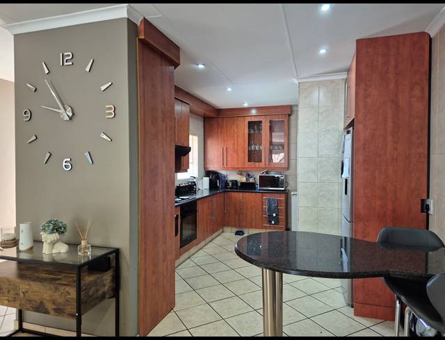 3 BEDROOM FREESTANDING FOR SALE IN NEW STATE AREAS